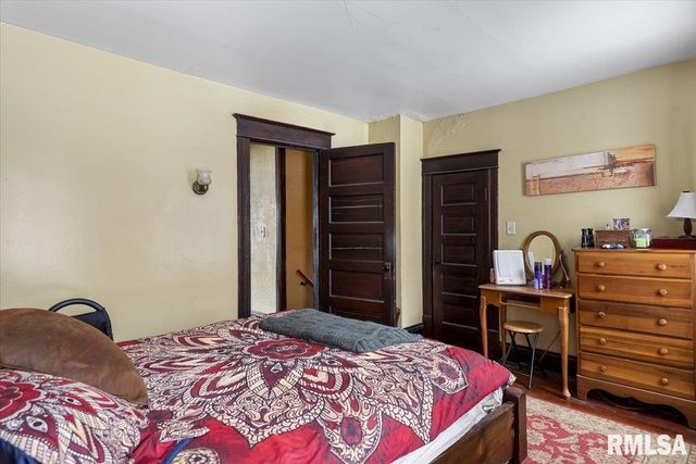 958 N 2ND Street, Springfield, IL 62702