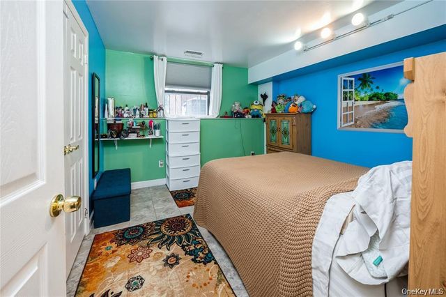 782 E 179th Street, Bronx, NY 10460