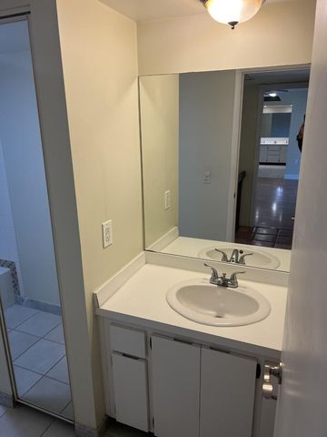 2004 20th Lane, Palm Beach Gardens, FL 33418