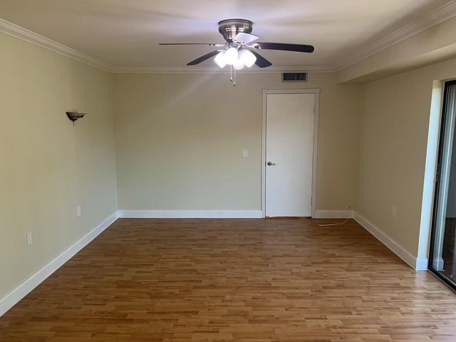 2004 20th Lane, Palm Beach Gardens, FL 33418