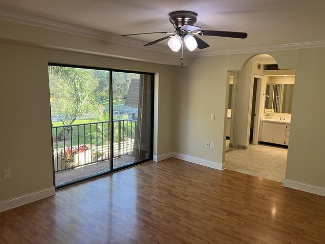 2004 20th Lane, Palm Beach Gardens, FL 33418