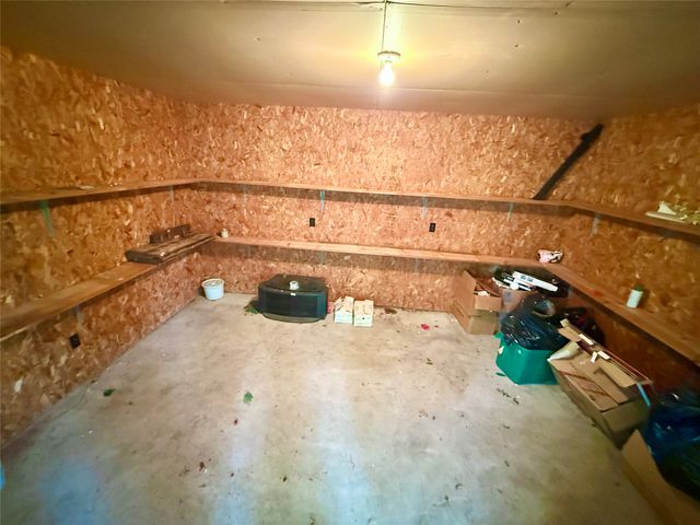 2103 Pecan Street, Bonham, TX 75418