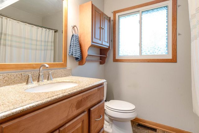 6237 238th AVENUE, Salem, WI 53168