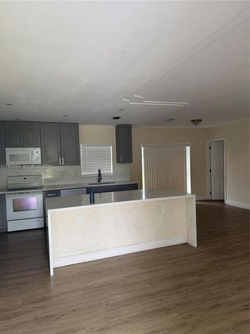 4361 NW 15th St, Lauderhill, FL 33313