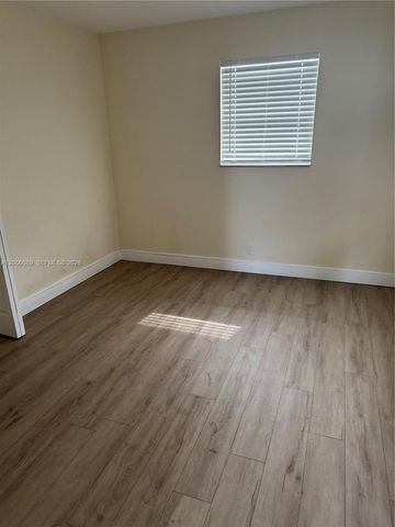 4361 NW 15th St, Lauderhill, FL 33313