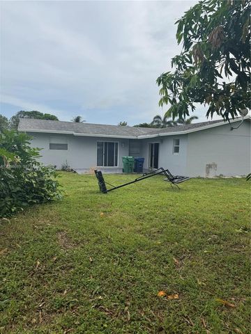 4361 NW 15th St, Lauderhill, FL 33313