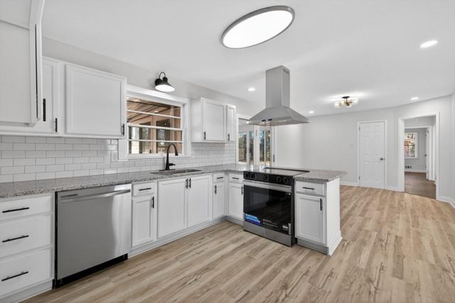 2569 Poplar Street, Snellville, GA 30078