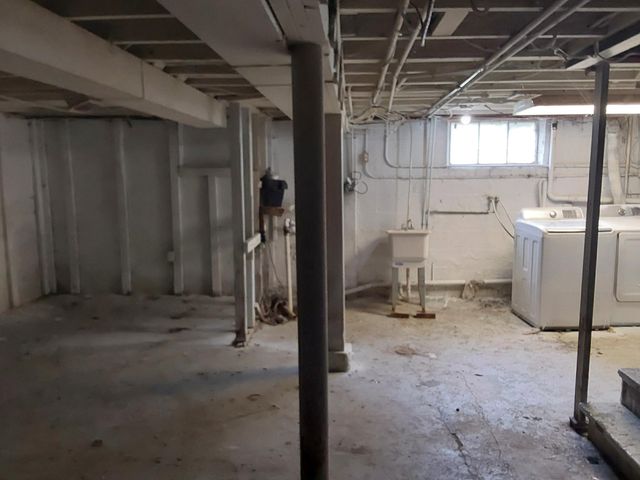 411 N Union Street, Hobart, IN 46342