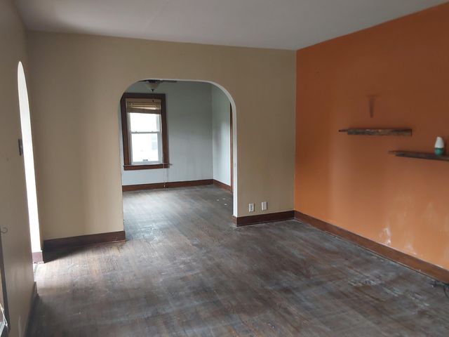 411 N Union Street, Hobart, IN 46342