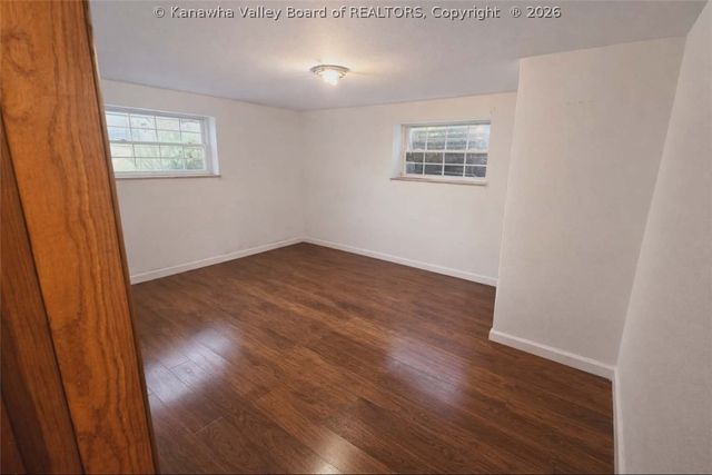 1915 Pinewood Drive, Charleston, WV 25320