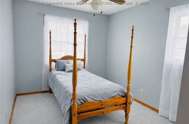 1915 Pinewood Drive, Charleston, WV 25320