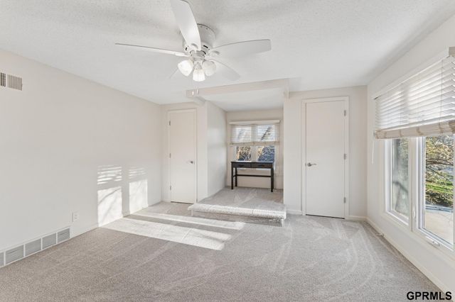 9723 Fieldcrest Drive, Omaha, NE 68114
