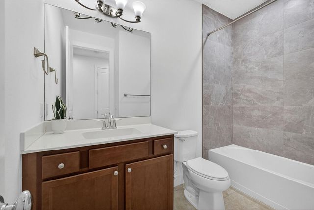7089 Edison Place, Palm Beach Gardens, FL 33418