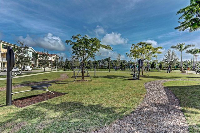 7089 Edison Place, Palm Beach Gardens, FL 33418