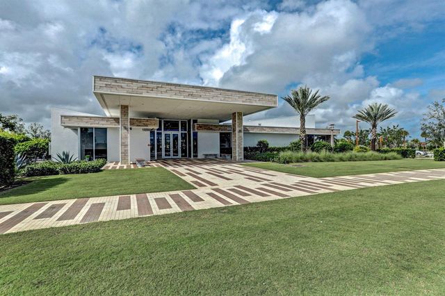 7089 Edison Place, Palm Beach Gardens, FL 33418