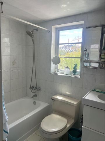 1820 James Ave 4E, Miami Beach, FL 33139