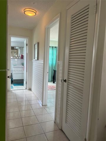 1820 James Ave 4E, Miami Beach, FL 33139