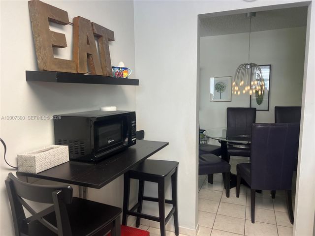 1820 James Ave 4E, Miami Beach, FL 33139