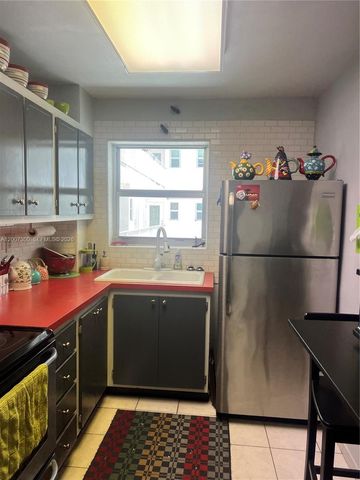 1820 James Ave 4E, Miami Beach, FL 33139