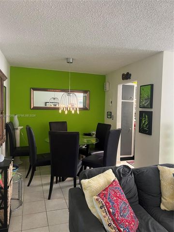 1820 James Ave 4E, Miami Beach, FL 33139