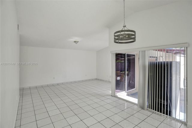 11854 SW 210th St x, Miami, FL 33177