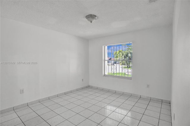 11854 SW 210th St x, Miami, FL 33177