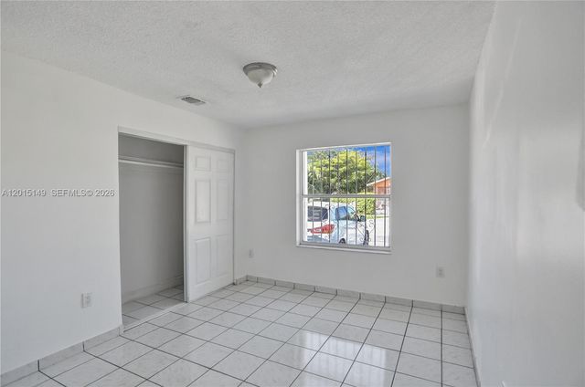 11854 SW 210th St x, Miami, FL 33177