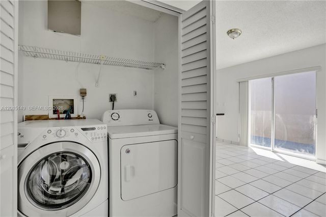 11854 SW 210th St x, Miami, FL 33177