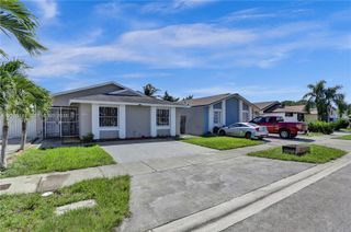 11854 SW 210th St x, Miami, FL 33177