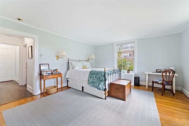 41 Garden Avenue, Bronxville, NY 10708