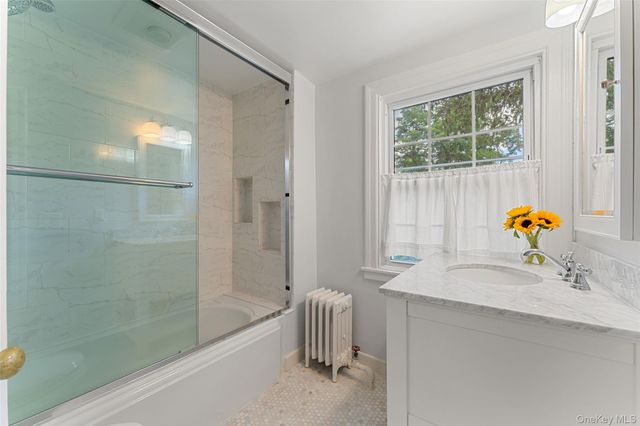 41 Garden Avenue, Bronxville, NY 10708