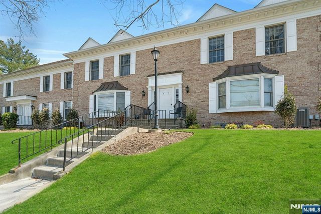 7 S Maple Avenue 7B, Park Ridge, NJ 07656