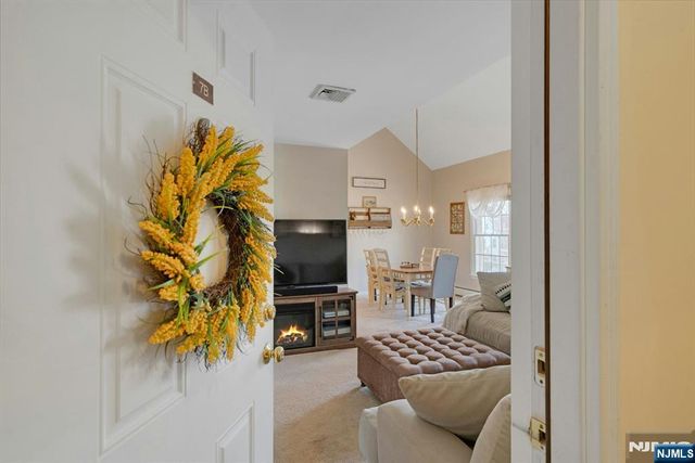 7 S Maple Avenue 7B, Park Ridge, NJ 07656