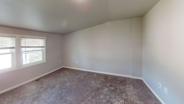 1217 NW 5th, Minot, ND 58703