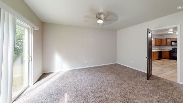 1217 NW 5th, Minot, ND 58703