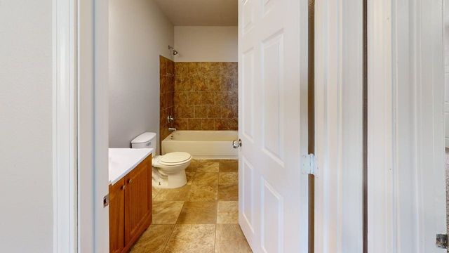1217 NW 5th, Minot, ND 58703