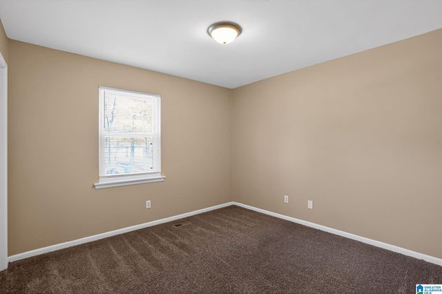 429 WOODLAND COURT NE, Center Point, AL 35215