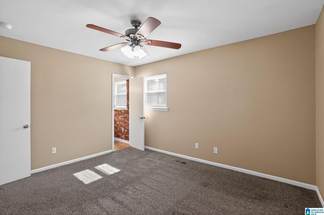 429 WOODLAND COURT NE, Center Point, AL 35215