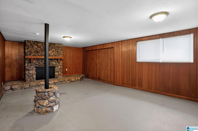 429 WOODLAND COURT NE, Center Point, AL 35215