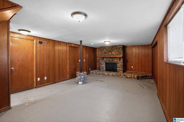 429 WOODLAND COURT NE, Center Point, AL 35215