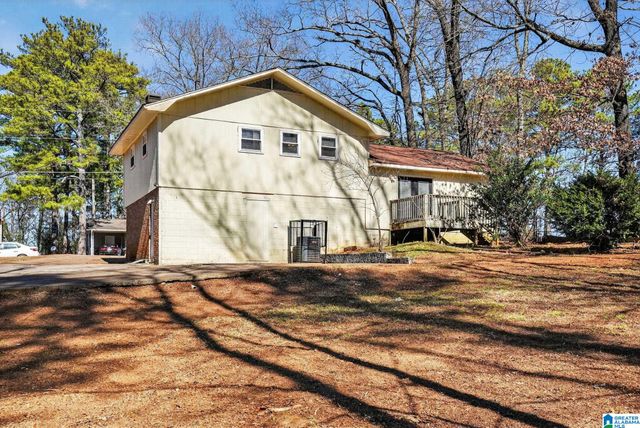 429 WOODLAND COURT NE, Center Point, AL 35215