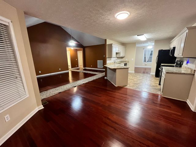 476 Bill Russell Rd, Wartrace, TN 37183