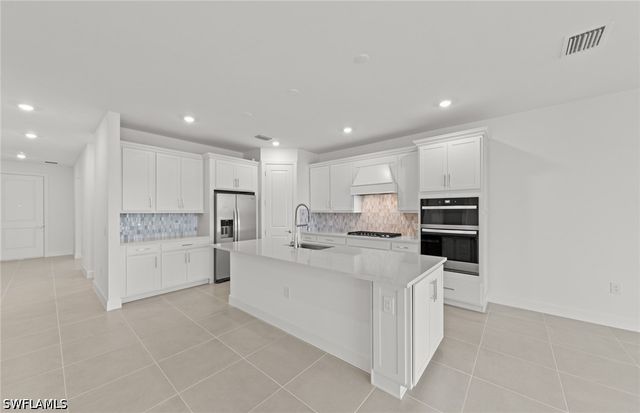 12404 Basalt LN, Alva, FL 33920