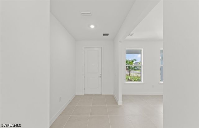 12404 Basalt LN, Alva, FL 33920