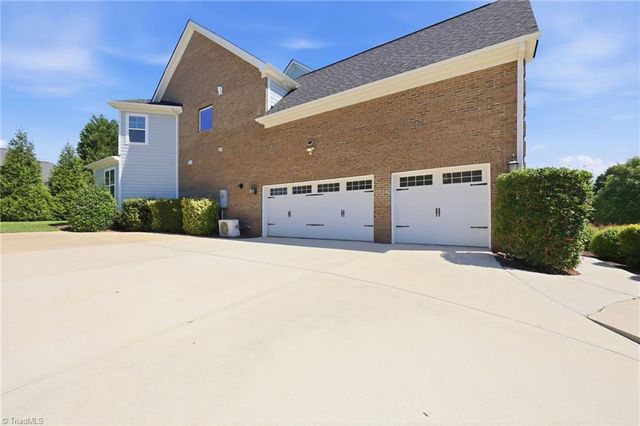 4403 Bonnie Loch Drive, Burlington, NC 27215