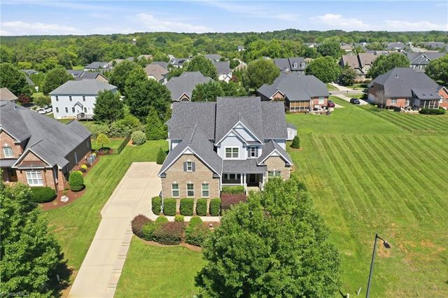 4403 Bonnie Loch Drive, Burlington, NC 27215