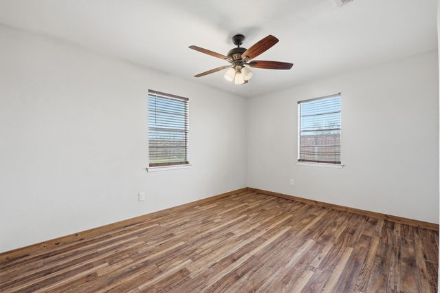 29361 US Highway 82, Whitesboro, TX 76273