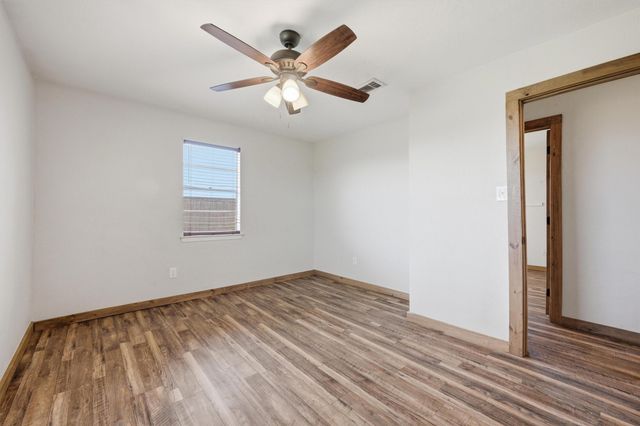 29361 US Highway 82, Whitesboro, TX 76273