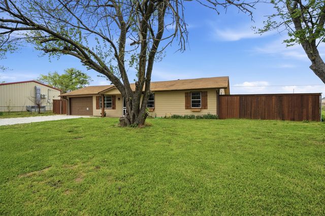 29361 US Highway 82, Whitesboro, TX 76273