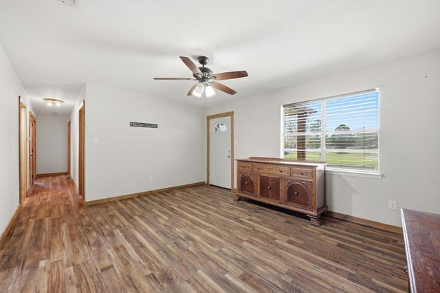 29361 US Highway 82, Whitesboro, TX 76273